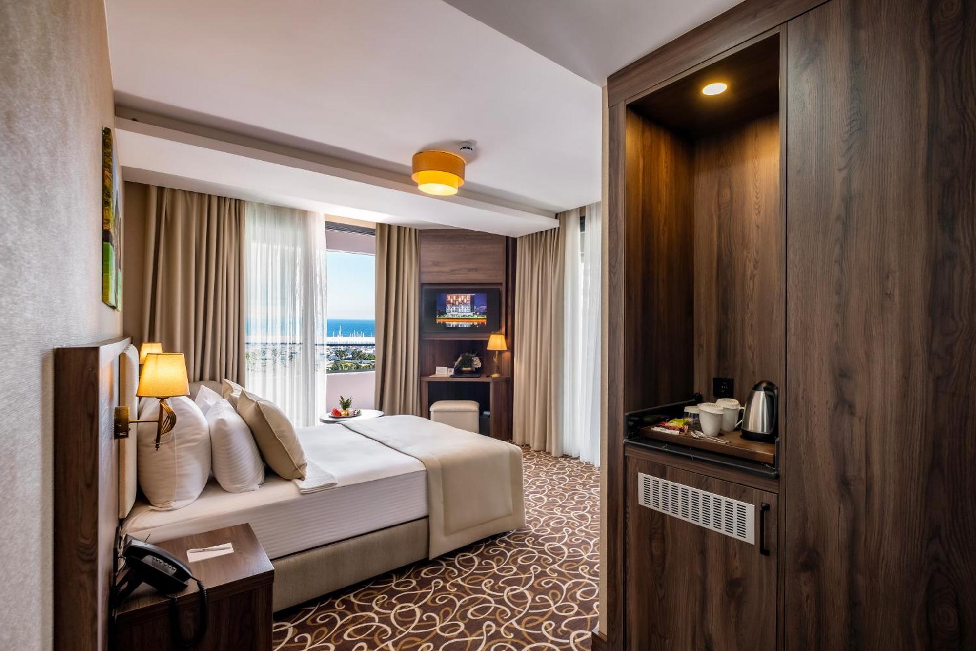 Park Dedeman Mersin Marina Ciftlik  Екстер'єр фото